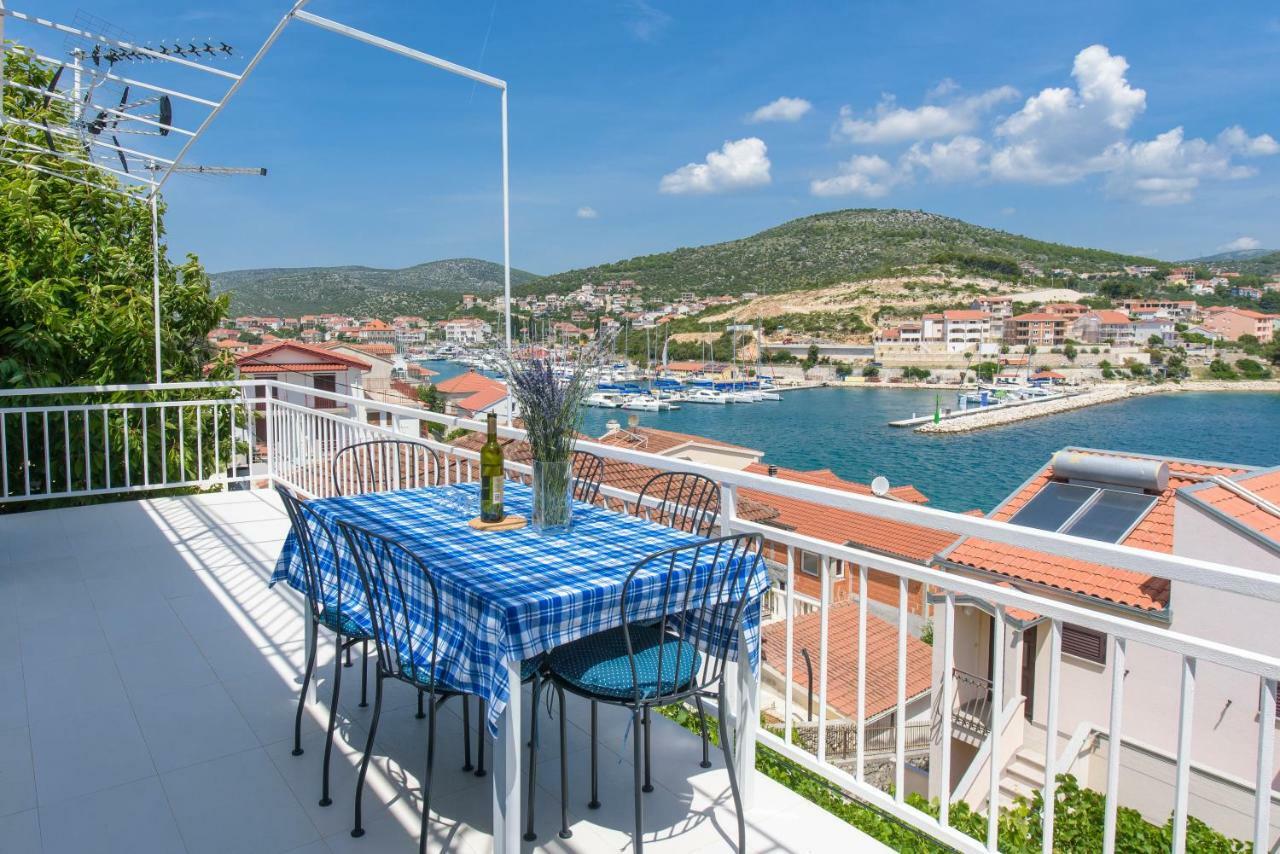 Beach Apartment Marina Apartment Marina