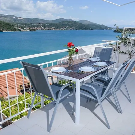 Beach Apartment Marina Exterior photo