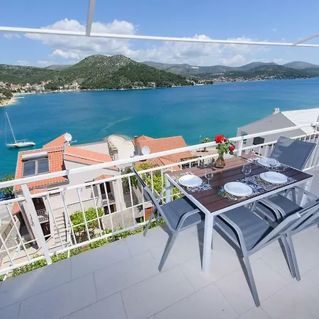 Beach Apartment Marina Exterior photo