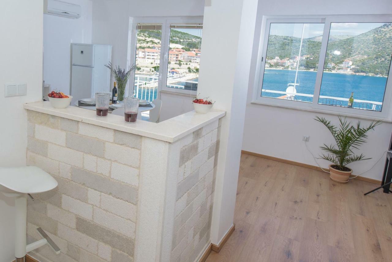 Apartment Beach Apartment Marina